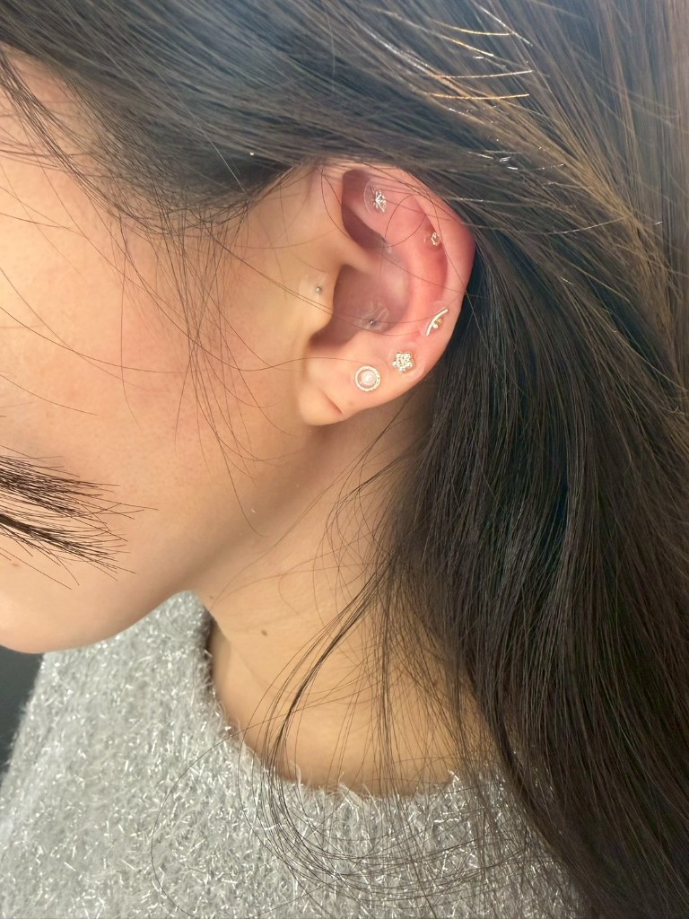 耳つぼジュエリー