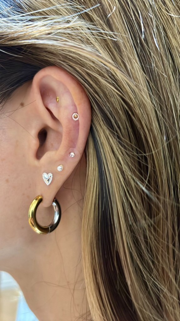 耳つぼジュエリー