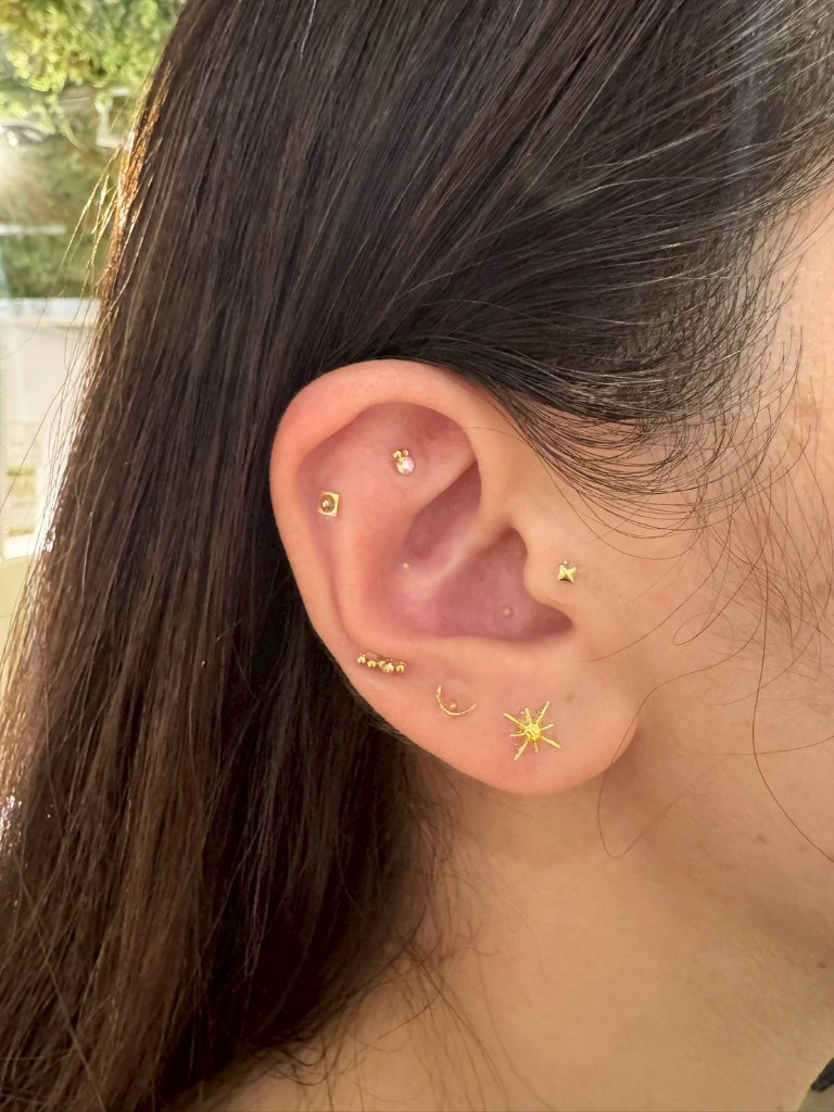 耳つぼジュエリー